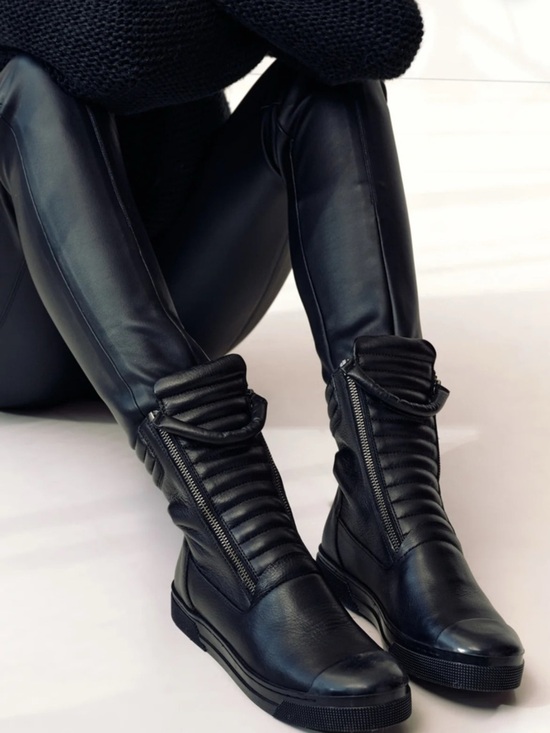 Marcella Shoes - Marcella Karma European Leather Ribbed Ankle Boots Black 38. NWOT